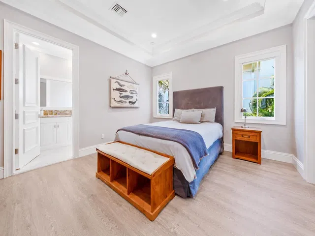 Residence photo 32