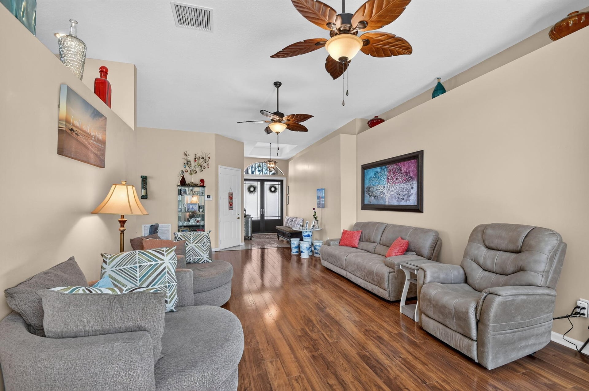 Residence photo 6