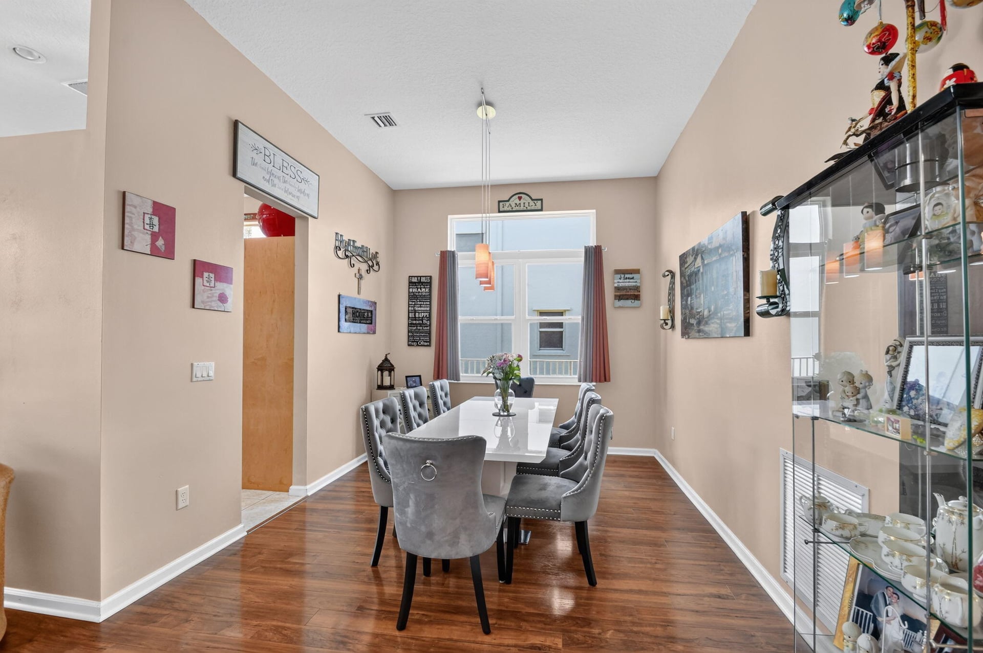 Residence photo 7