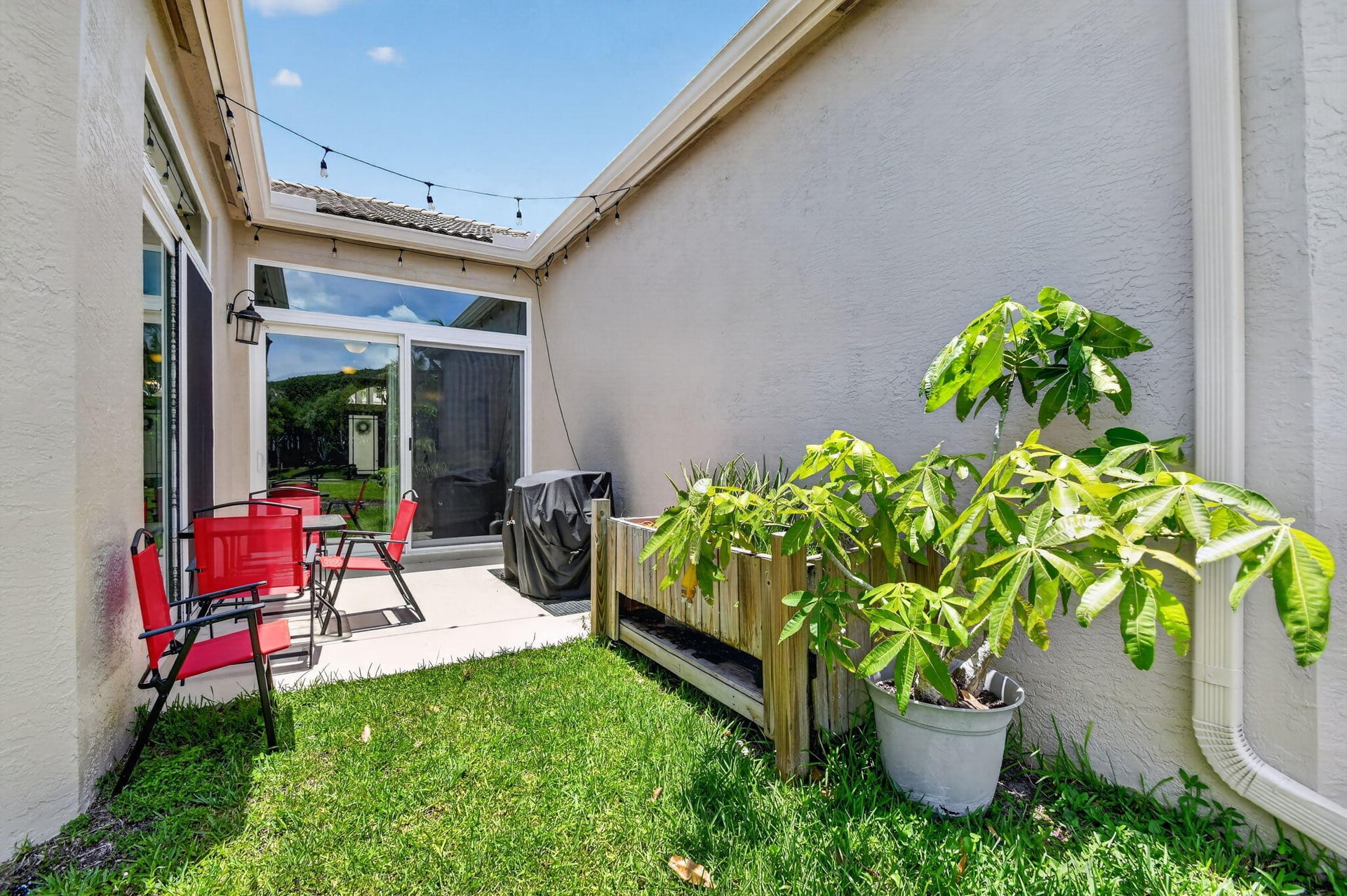 Residence photo 26