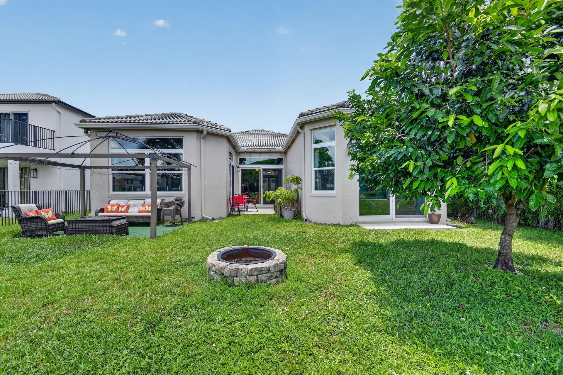 Residence photo 28