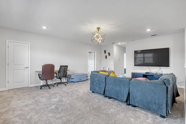 Residence photo 26