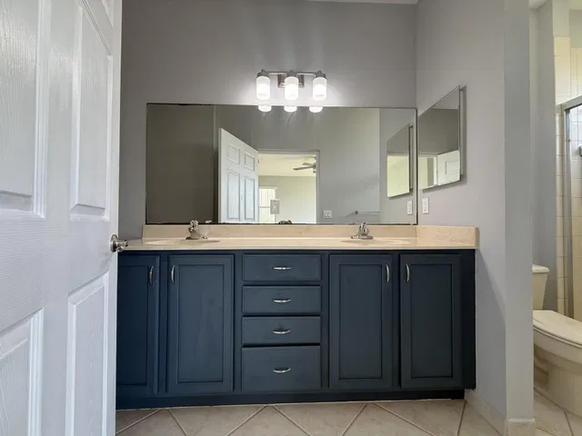  Residence photo 15