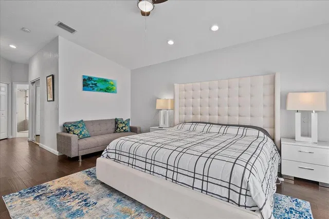 Residence photo 11