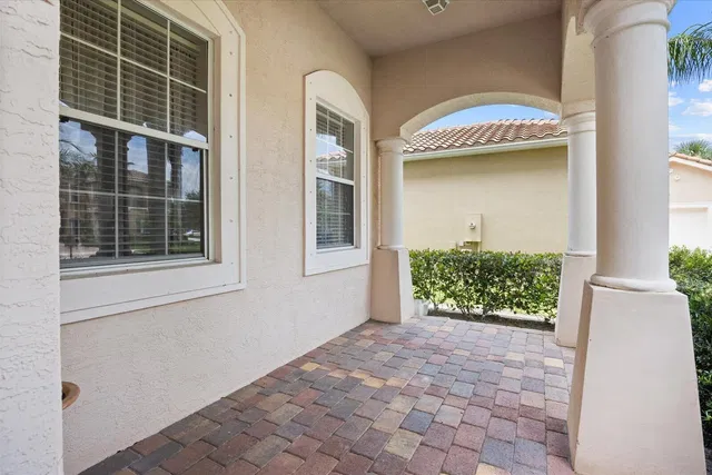 Residence photo 4