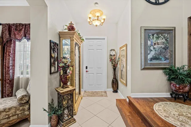 Residence photo 6