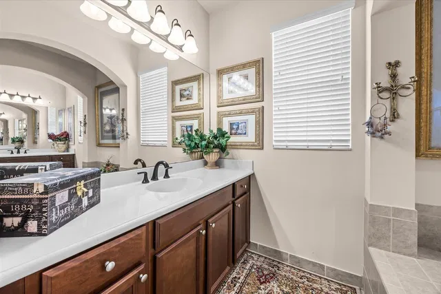 Residence photo 38