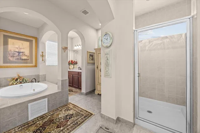 Residence photo 41