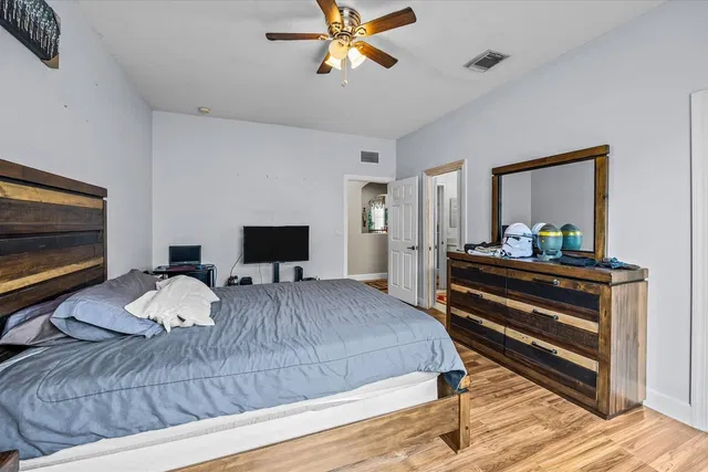 Residence photo 45