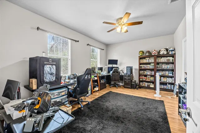 Residence photo 48