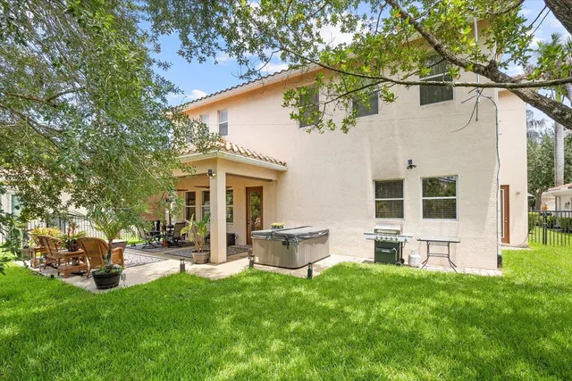 Residence photo 58