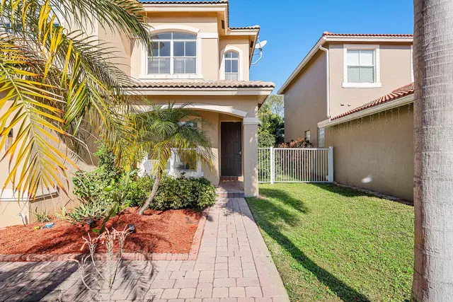  Residence photo 4