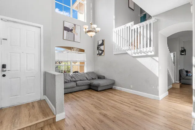  Residence photo 5