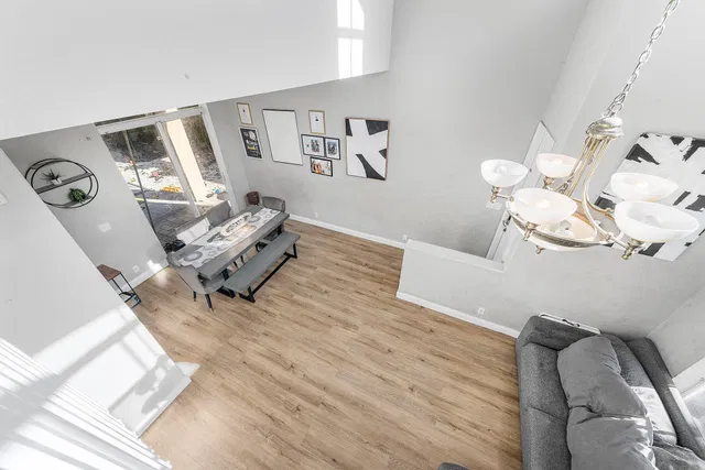  Residence photo 11