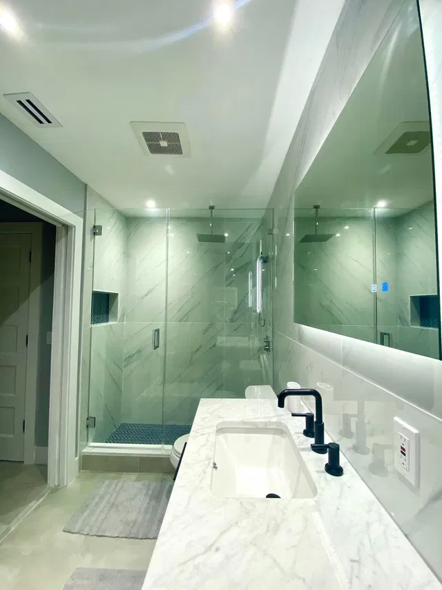 Unit 205 photo 12