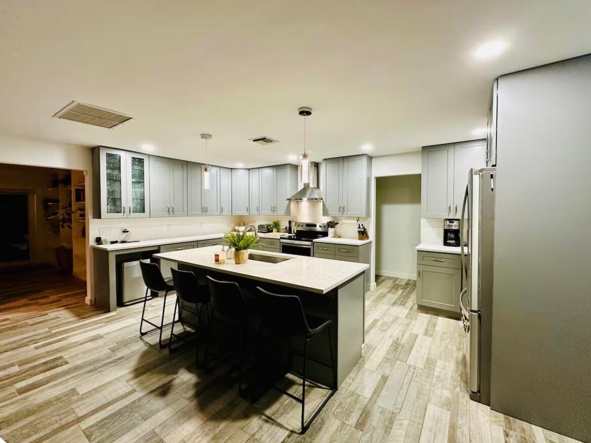 Residence photo 2