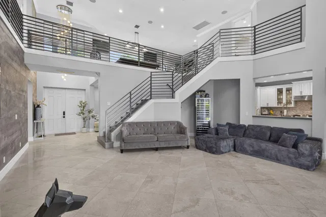 Residence photo 18