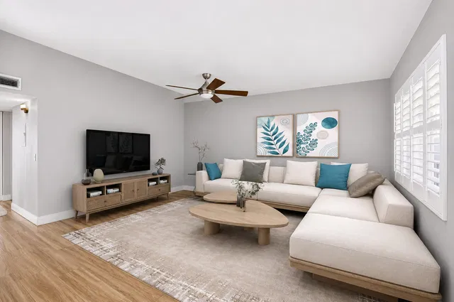 Residence photo 8