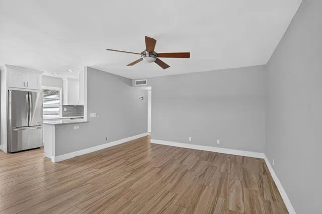 Residence photo 11