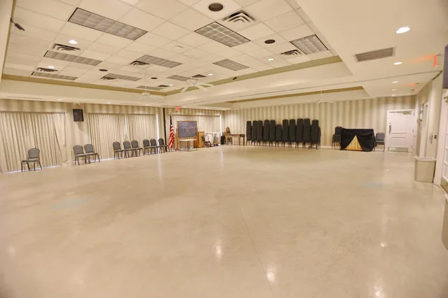 Unit C photo 35