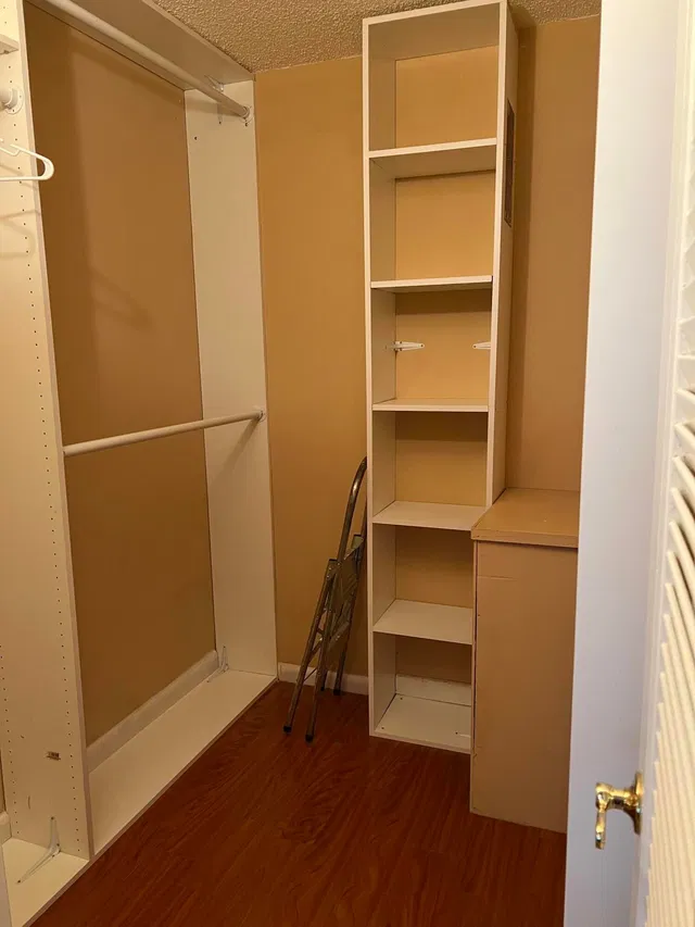 Unit E photo 9