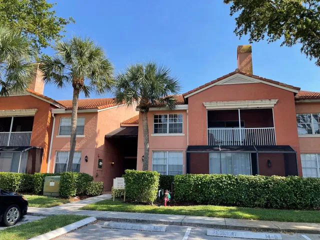 Unit 205 photo 14