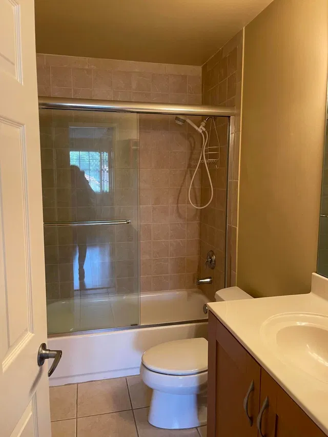 Unit 205 photo 21