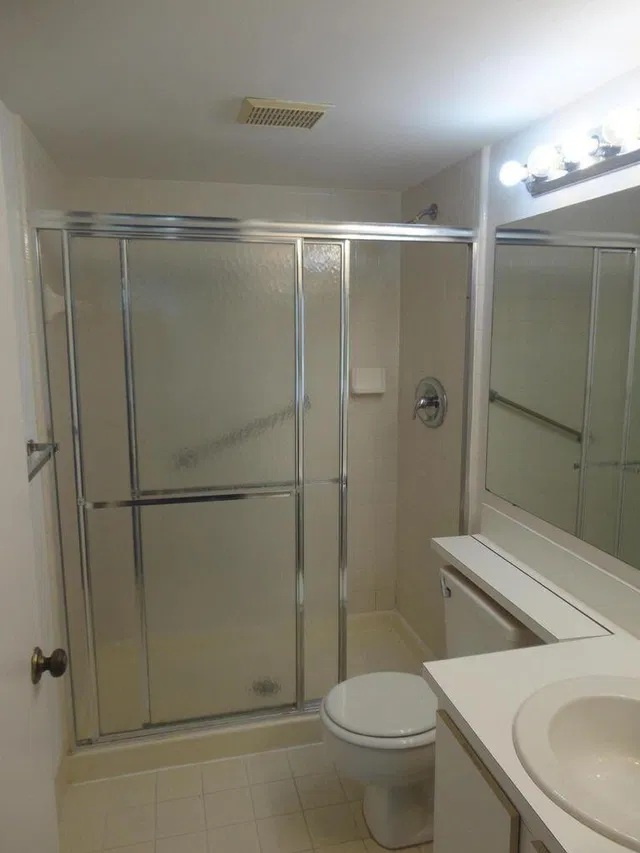  Unit C2 photo 6