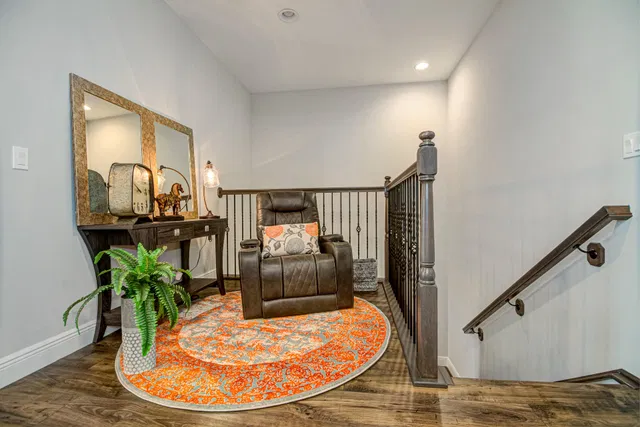 Residence photo 17