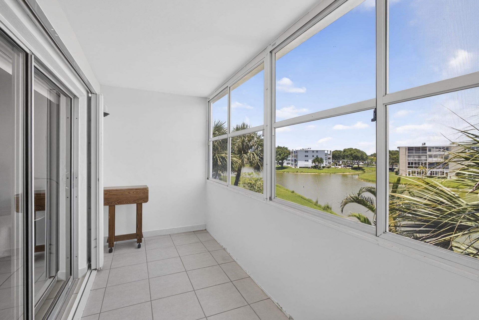  Residence photo 16