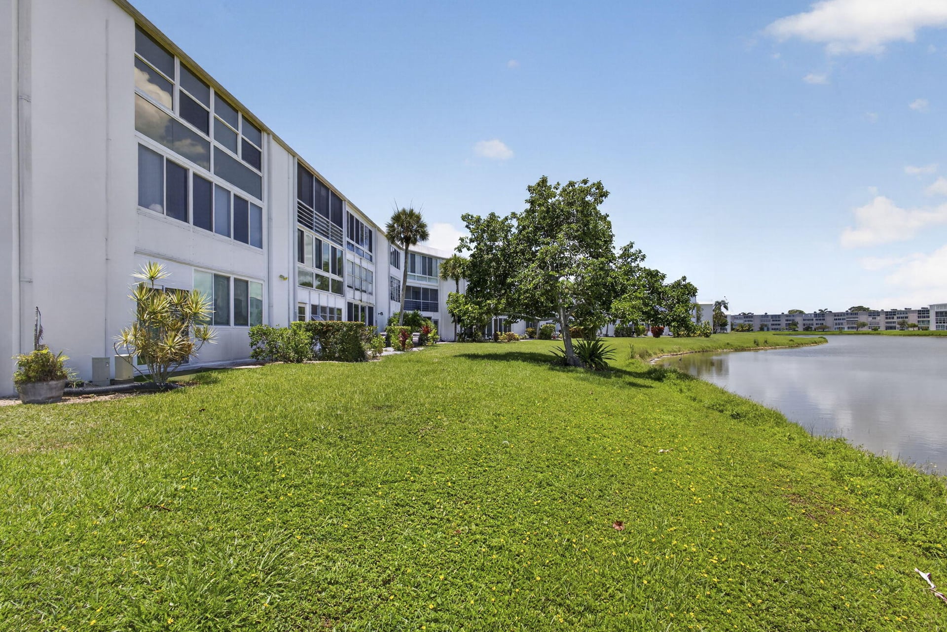 Residence photo 18