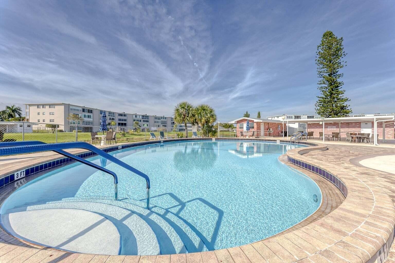 Residence photo 22
