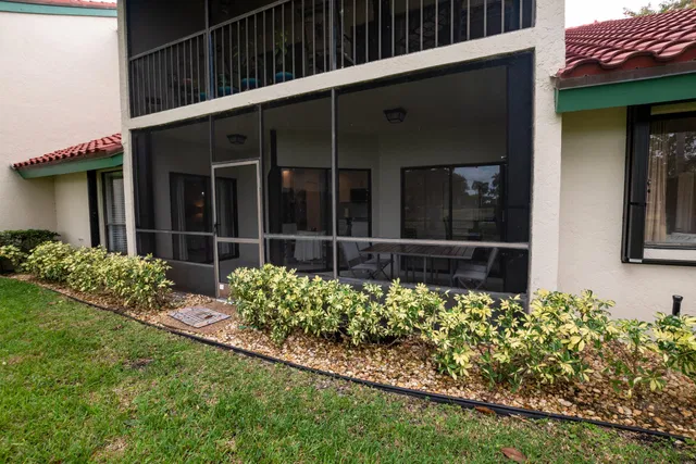 PGA National Palm Beach Gardens Unit A photo 17