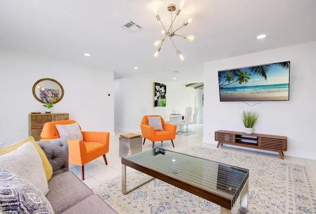 Residence photo 8
