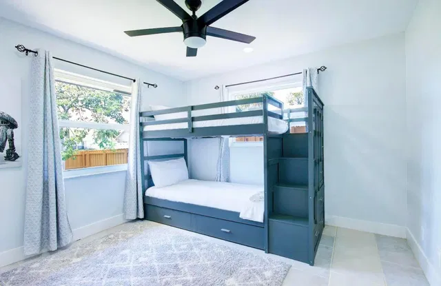 Residence photo 26