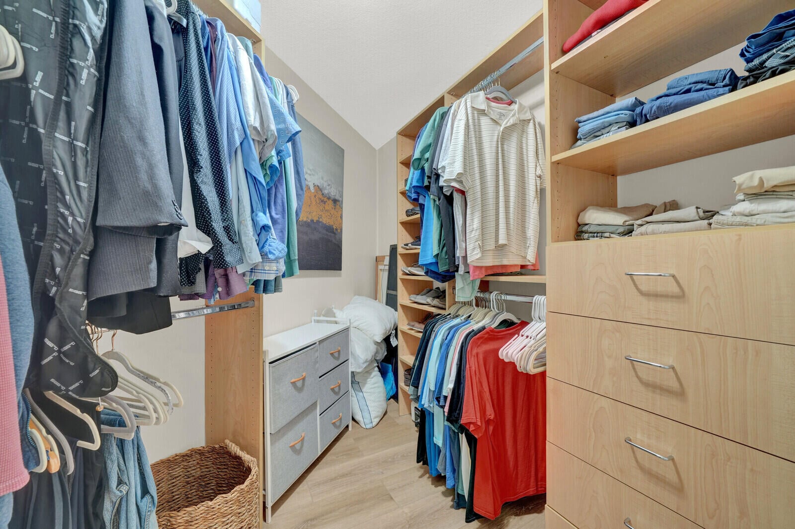 Unit 403 photo 23