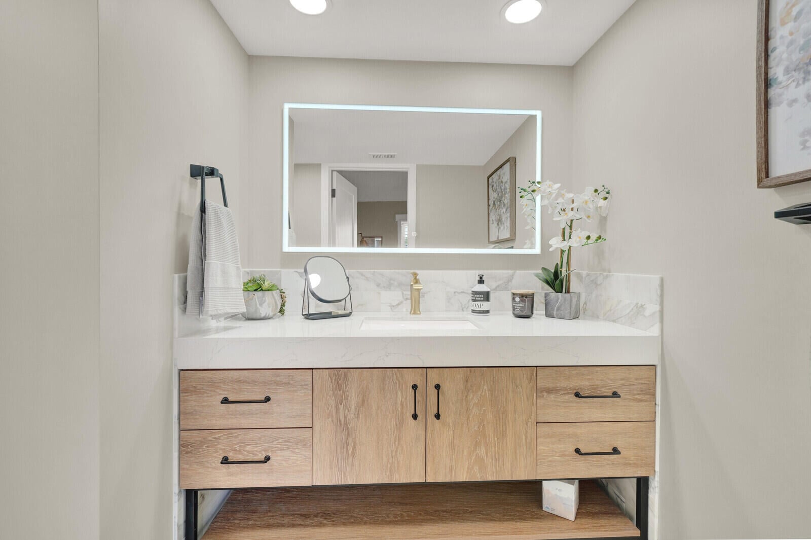 Unit 403 photo 26