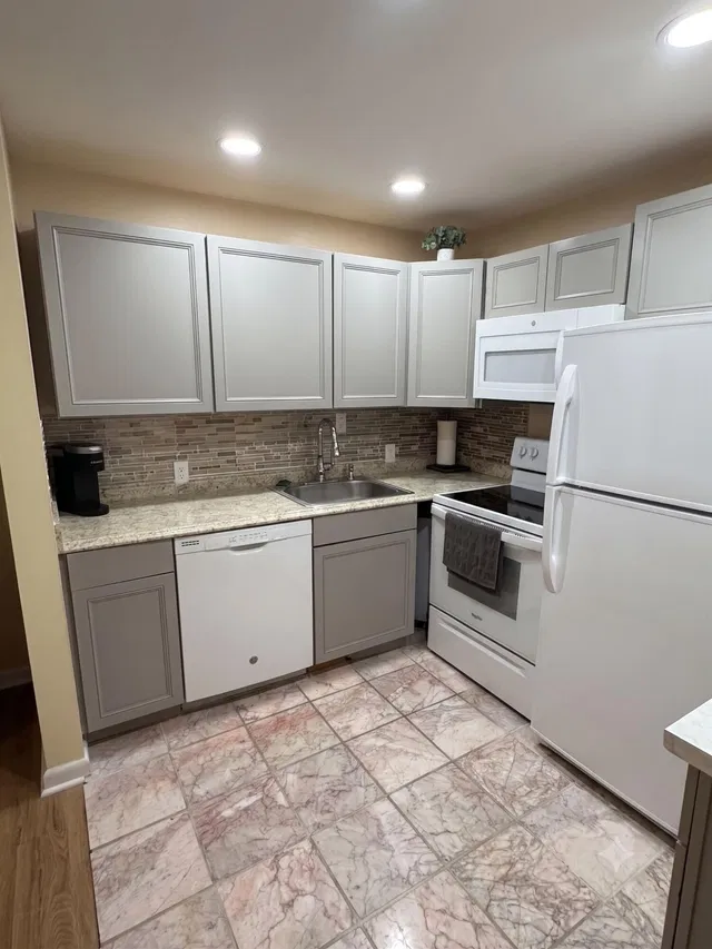  Residence photo 13