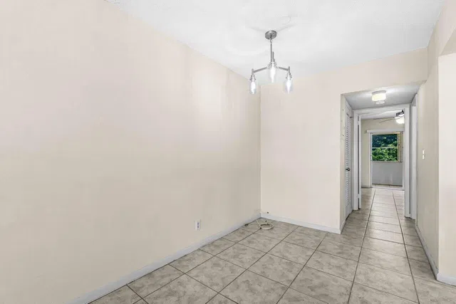 Residence photo 11