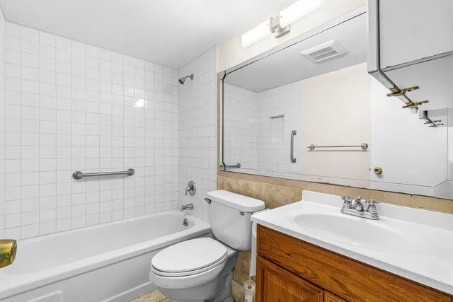 Residence photo 12
