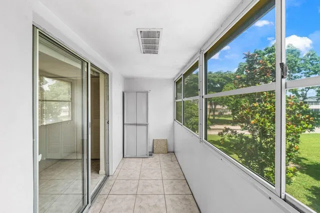 Residence photo 20