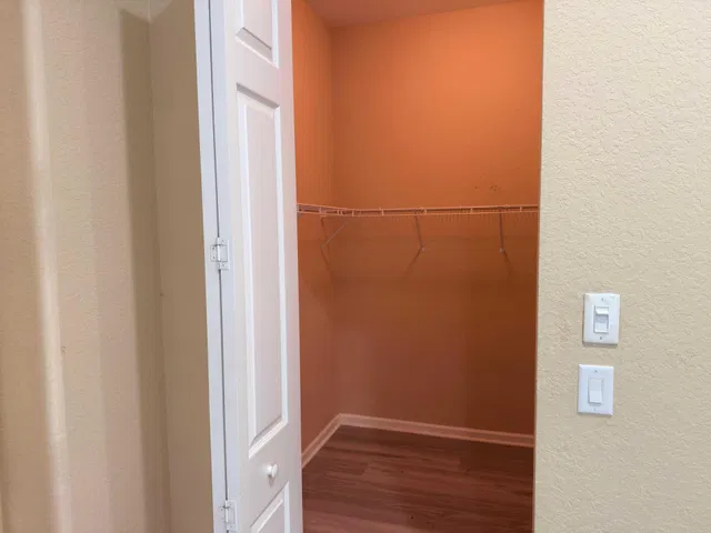 Residence photo 11