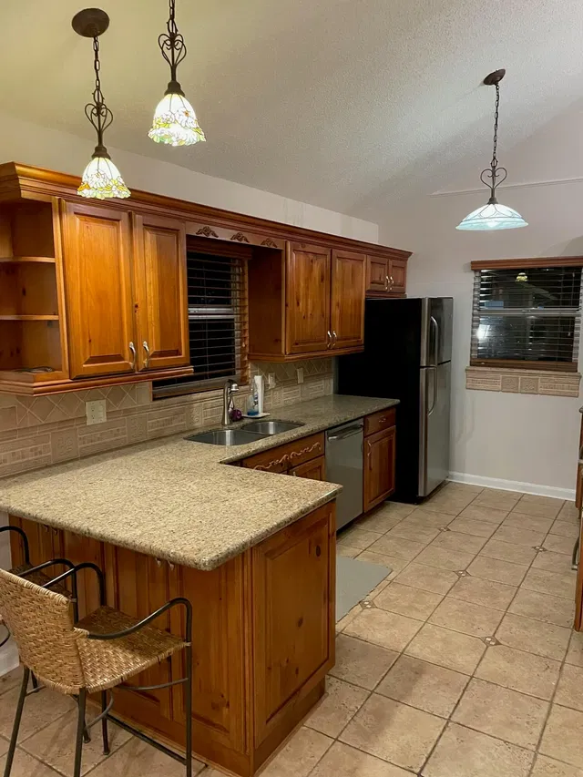 Residence photo 2