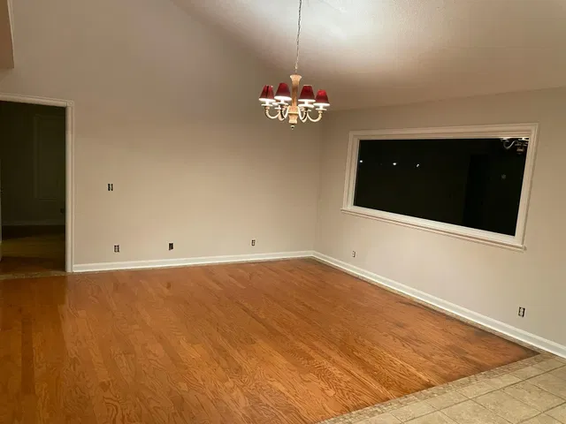 Residence photo 6