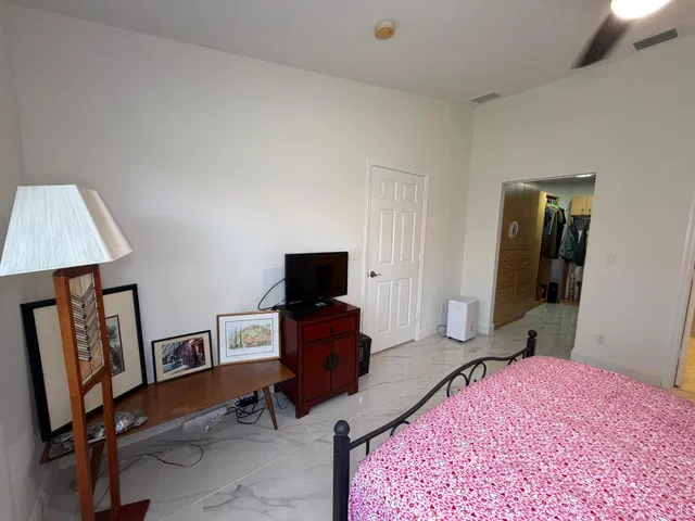Residence photo 20