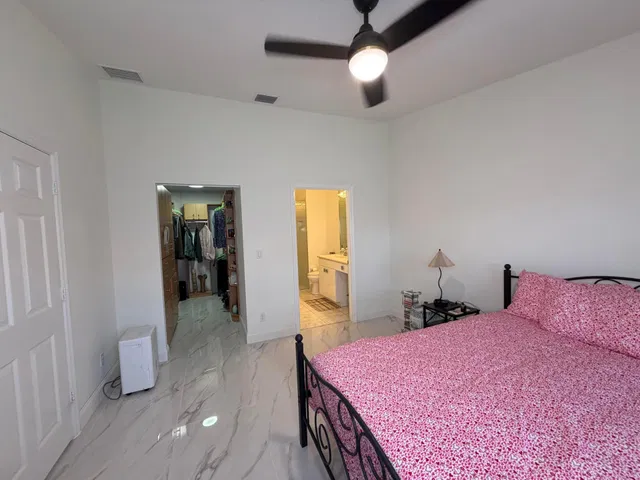 Residence photo 22