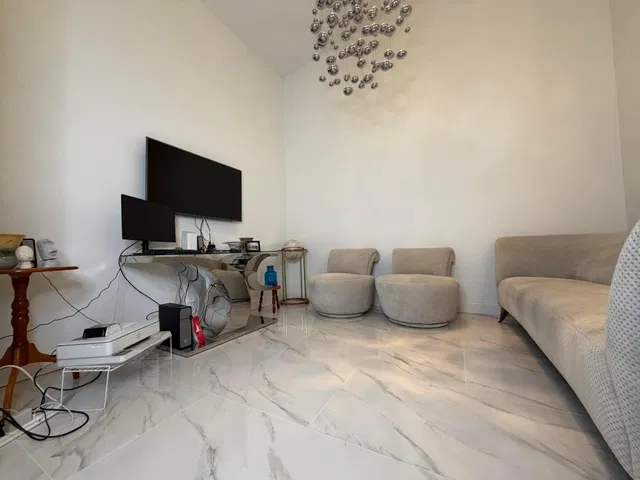 Residence photo 29