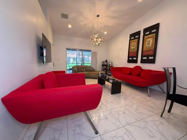 Residence photo 45
