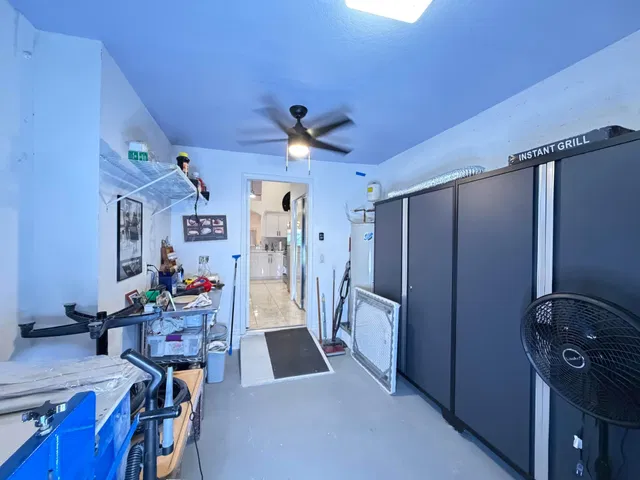 Residence photo 51