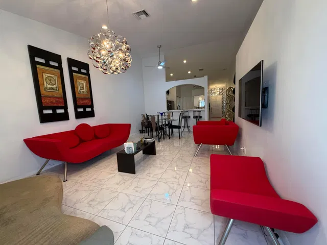 Residence photo 66